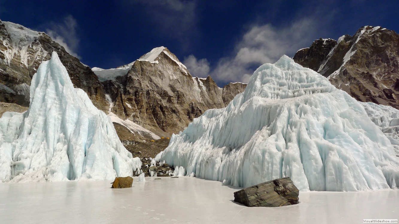 28 Khumbu Ice Fall
