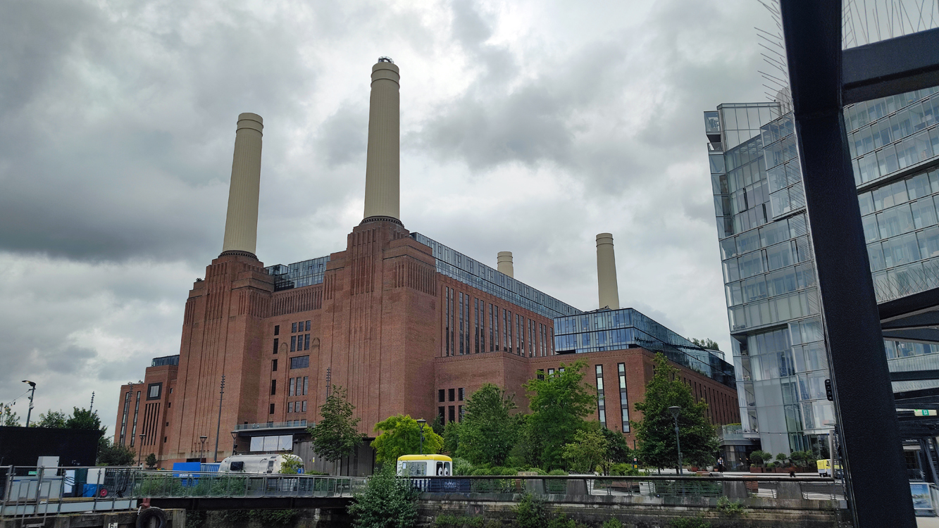 Battersea Power Station 1.jpg