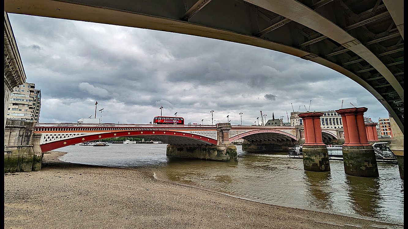 Blackfriars Bridge